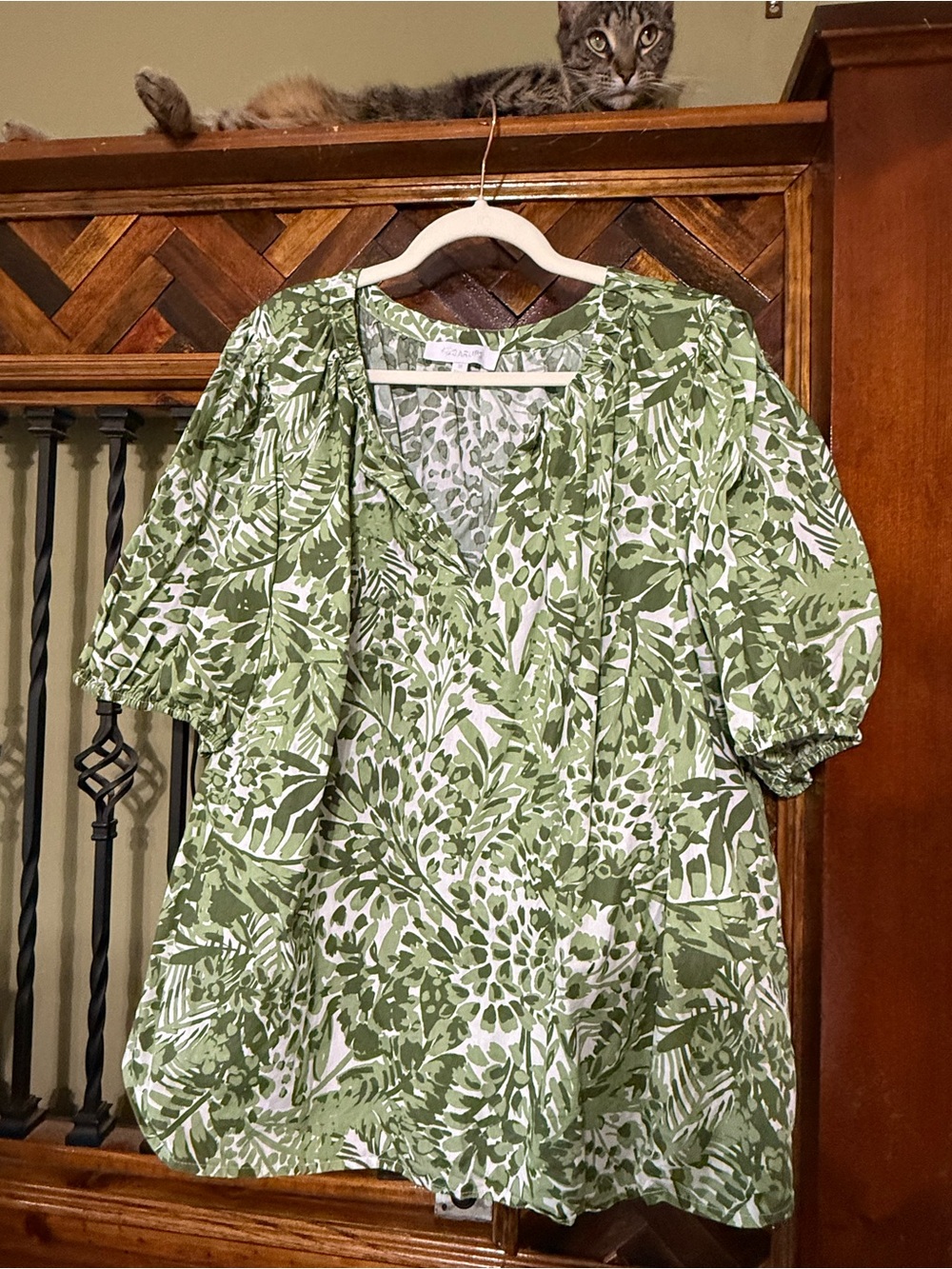 Sugarlips Green and White Botanical Puff Sleeve Blouse